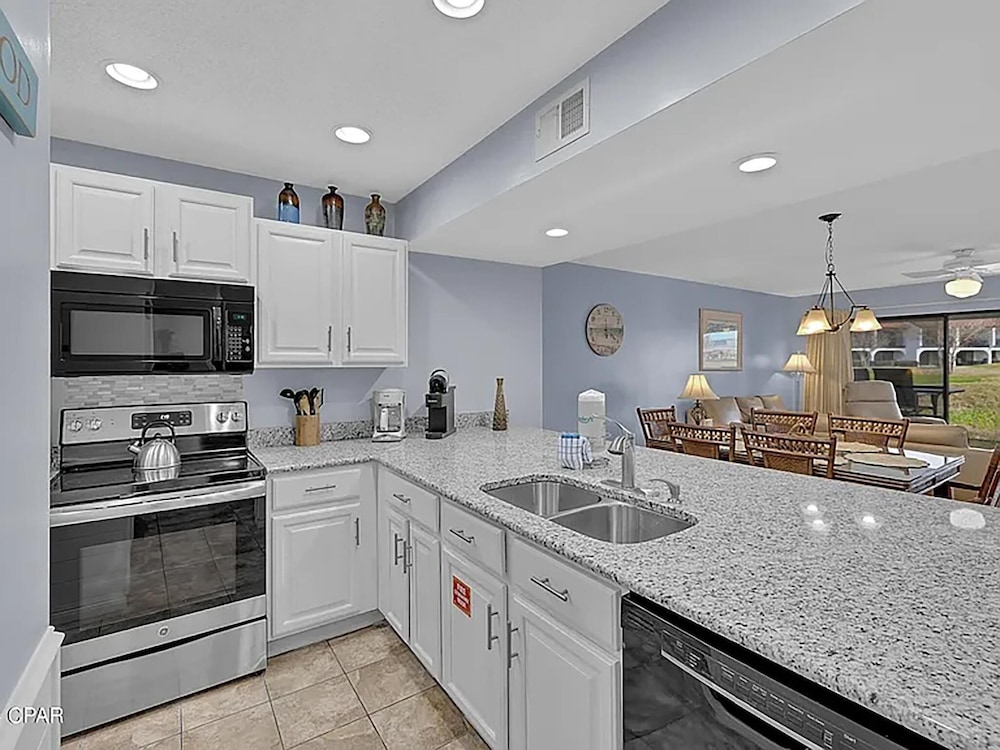 Edgewater Golf Villa 3101