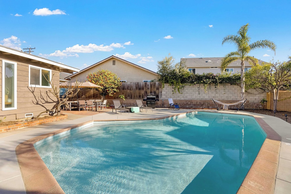 California Dreamin by Avantstay Private Pool + Fire Pit Near the Beach
