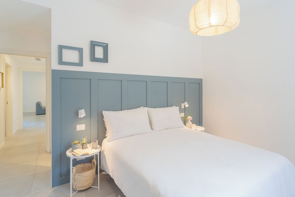 Salvia & Ginepro Apartments by Rent all Como