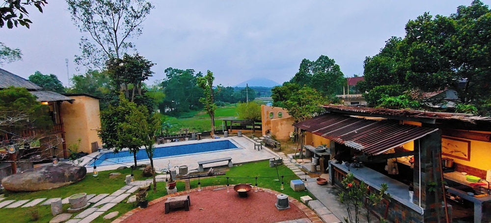 Moc Homestay & Villa