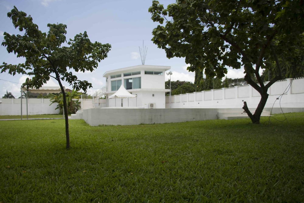 Residence White River 2 view 2