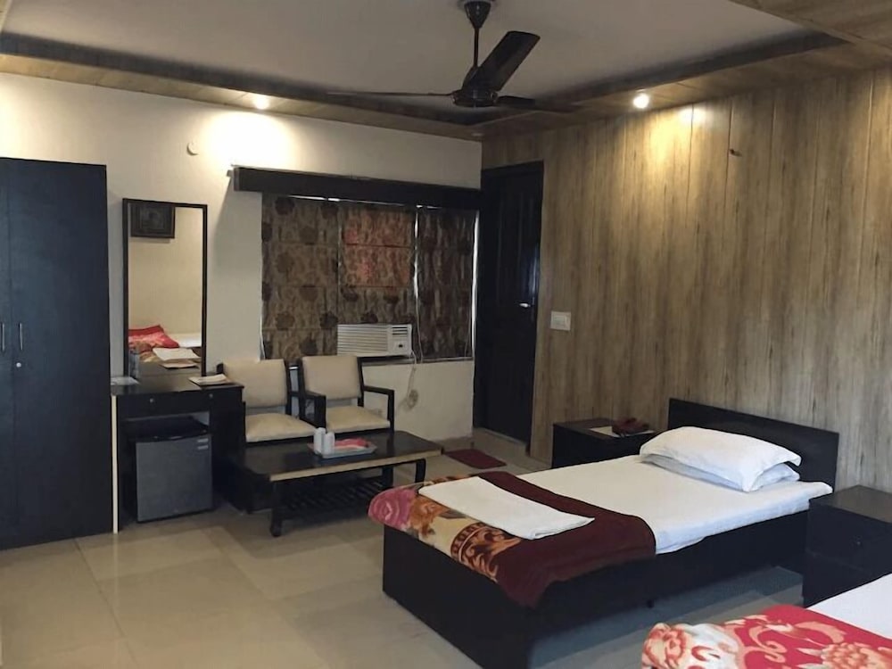 Star City Guest House