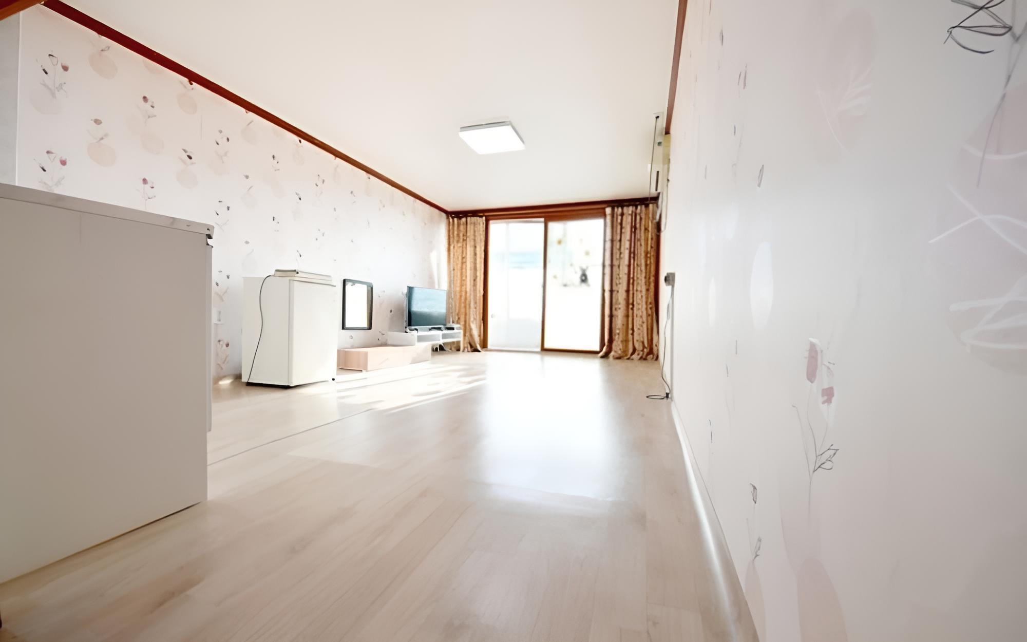 Hwaseong J House Pension view 2