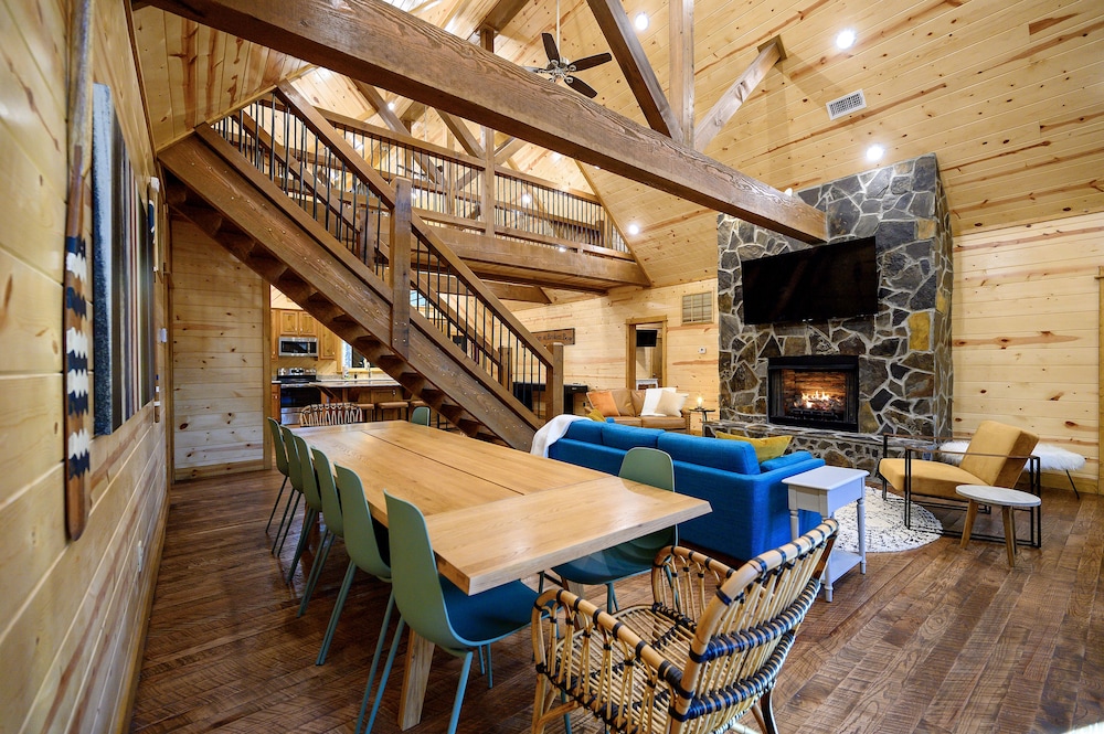 The Lodge by Boutiq in Broken Bow view 3