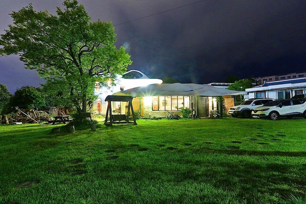 Moonlight Pension