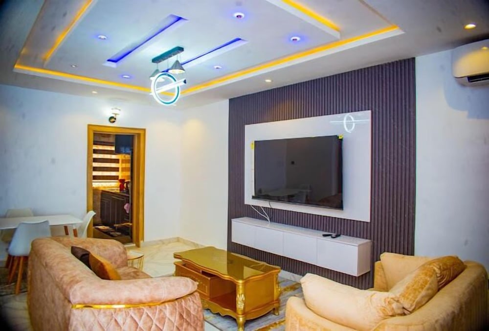 Lavish Apartment