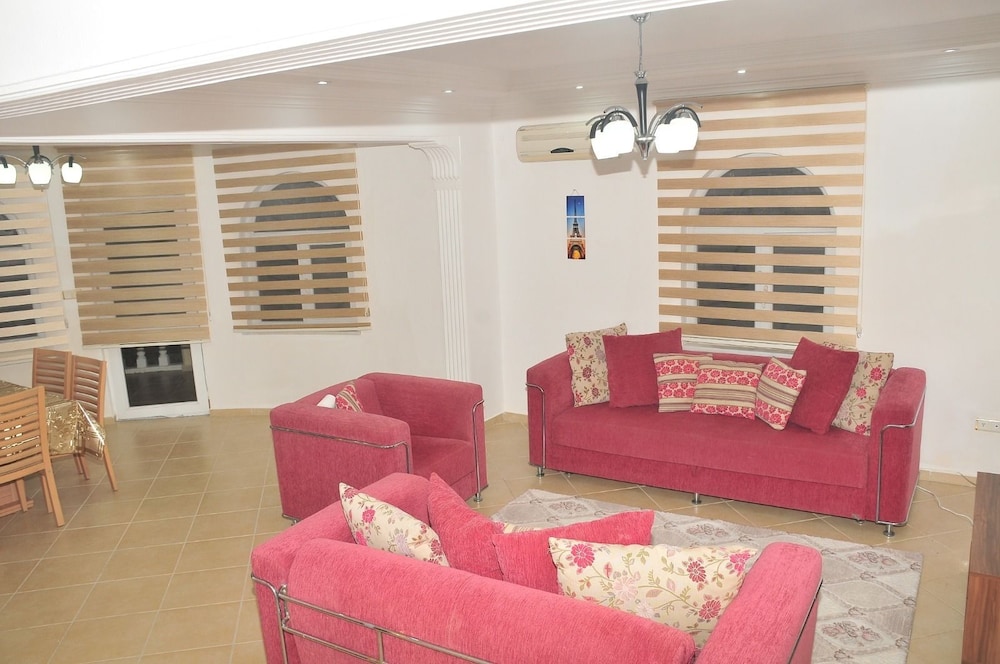 Mustakil Villa view 4