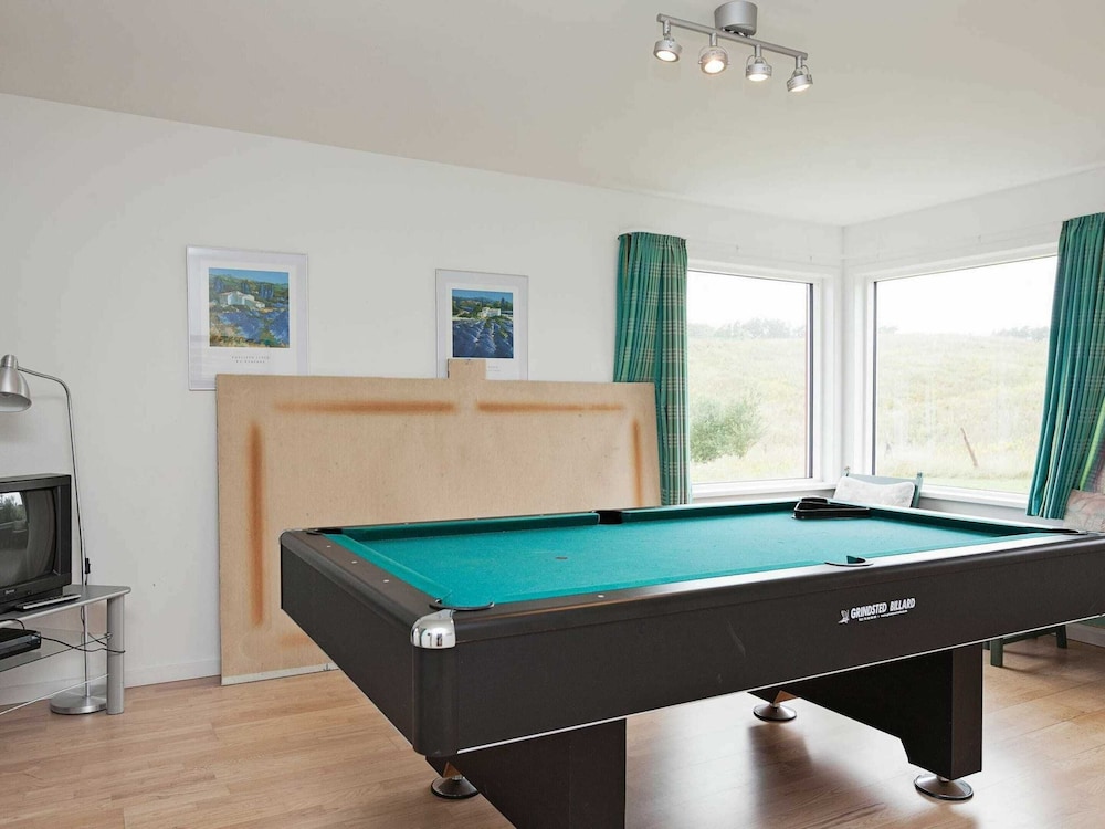 Rustic Holiday Home in Ebeltoft with Hot Tub view 4