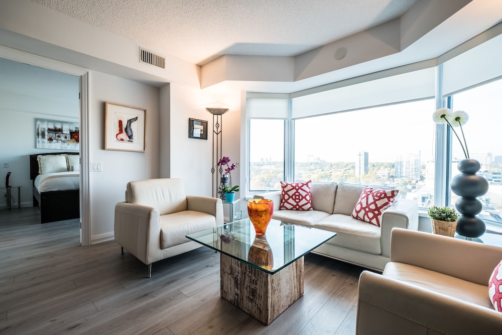 QuickStay - Luxury Executive in Yorkville (Yonge & Bloor)
