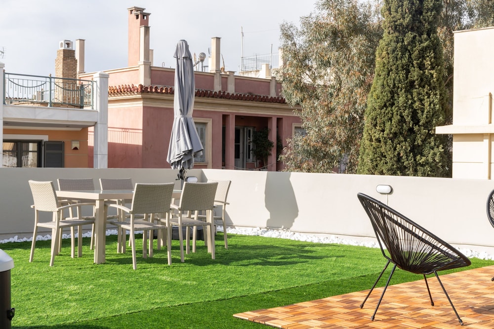Acropolis Luxe Retreat 15 ppl 6 Bdrm Neoclassical Home w Jacuzzi Rooftop