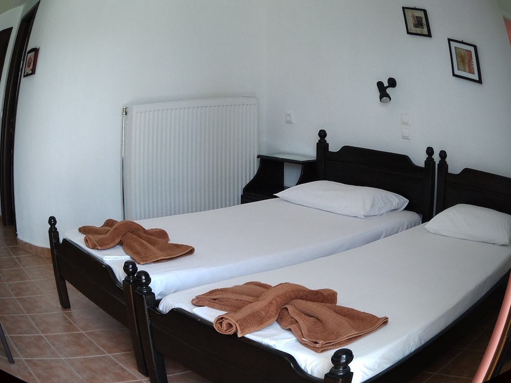 Skiathos Holiday House