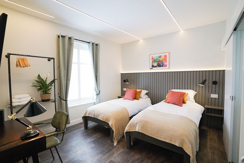Sgwar-Boutique Rooms