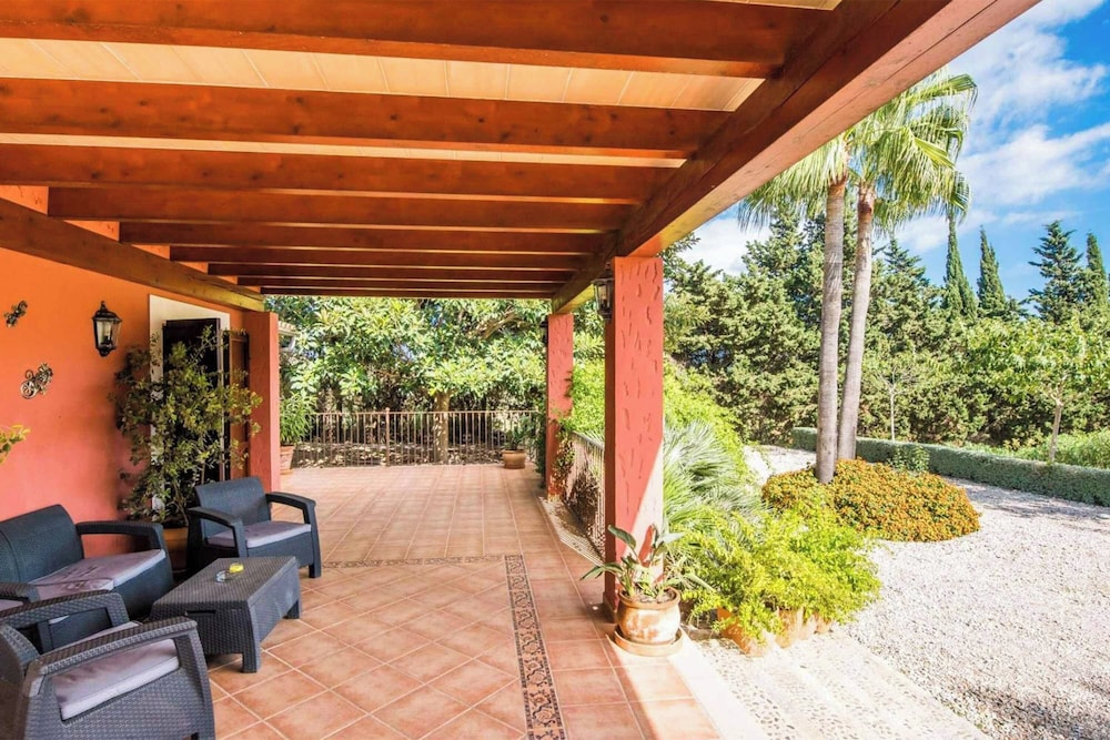 Villa Legendario