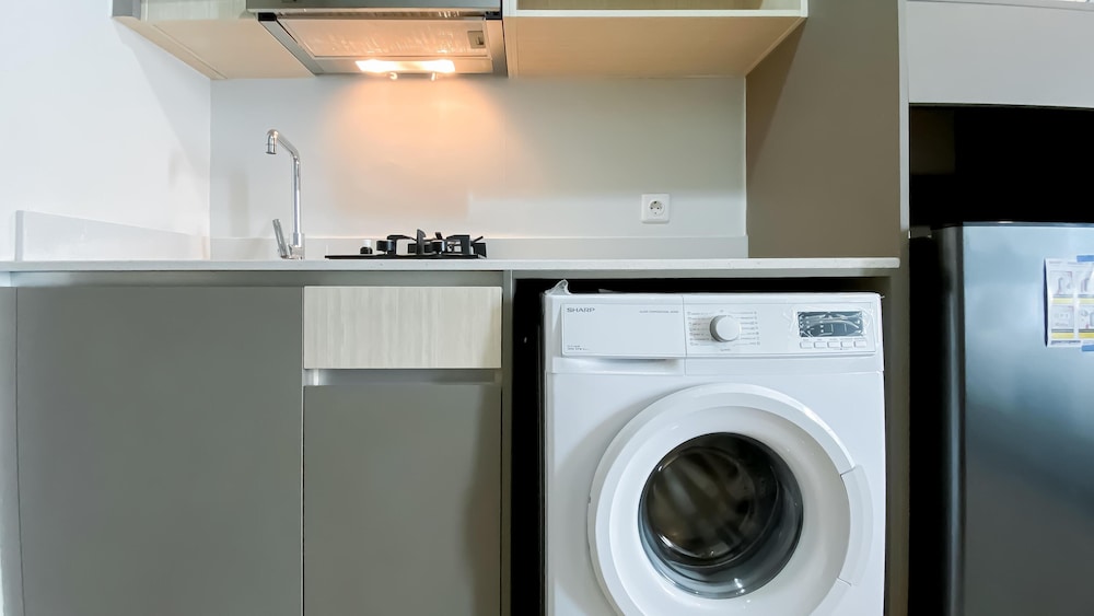 Brand New And Homey Studio At Gold Coast Apartment Pik