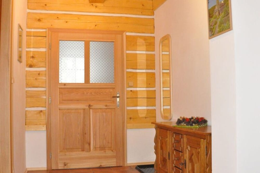 Spacious Cottage With 5 Bedrooms, Woodburning Stove, Sauna, Near Ski Lift view 2
