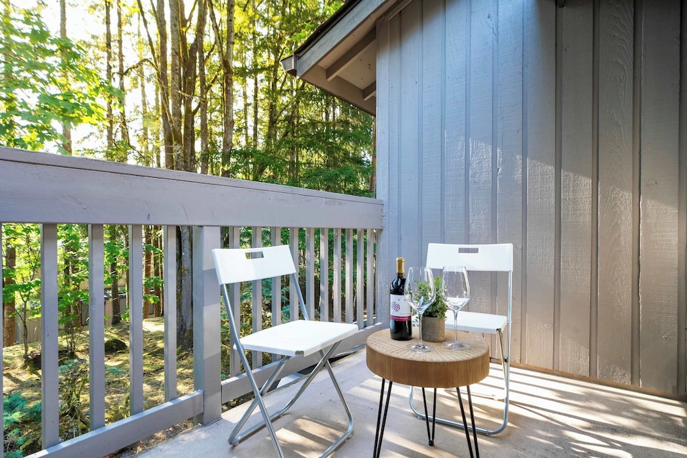@marbella Lane-cozy Luxury Townhome Near Microsoft