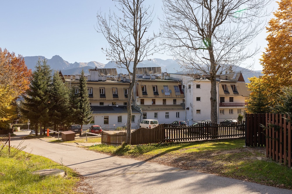 Rural Two-bedroom Apartment by Renters view 4