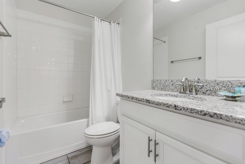 Kissimmee Retreat  6BR House Sleeps 14