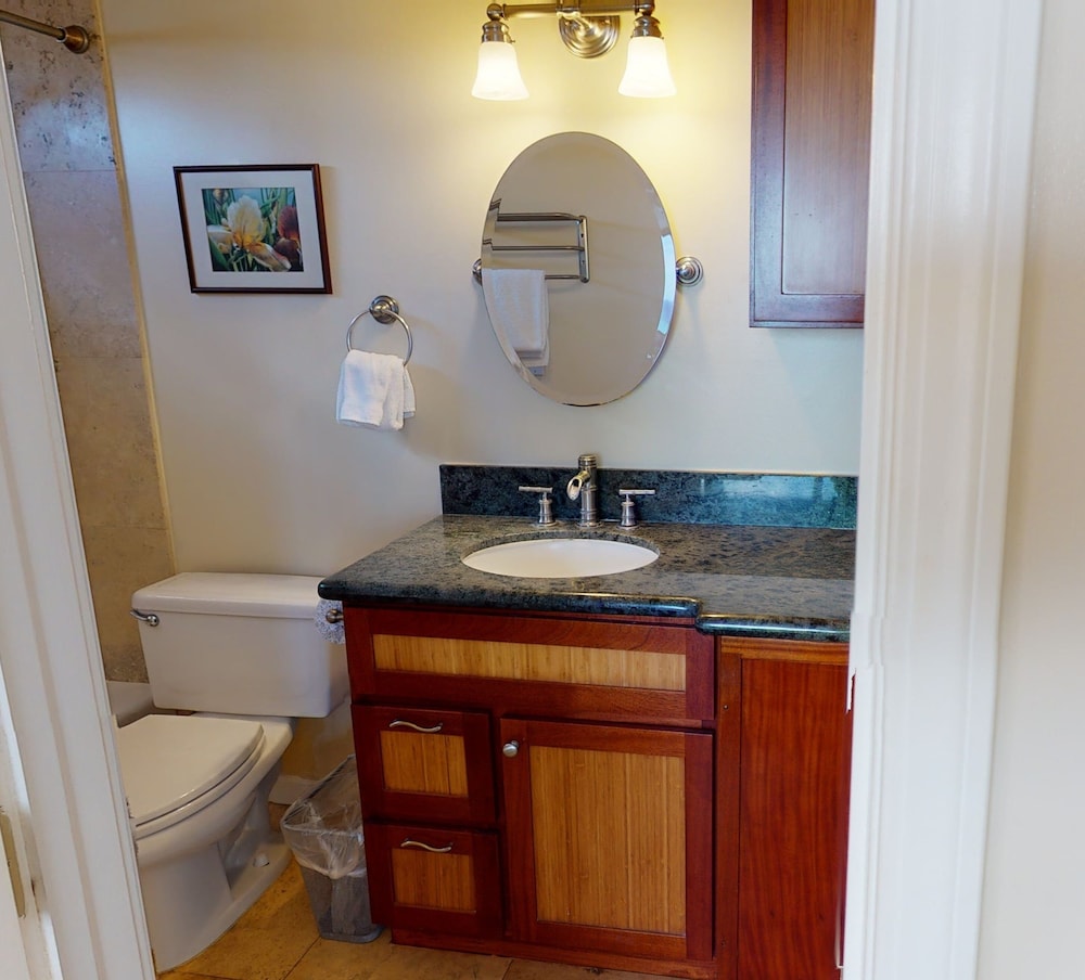 Waikiki Banyan Condo Located One Block From Waikiki Beach! by Koko Resort Vacation Rentals