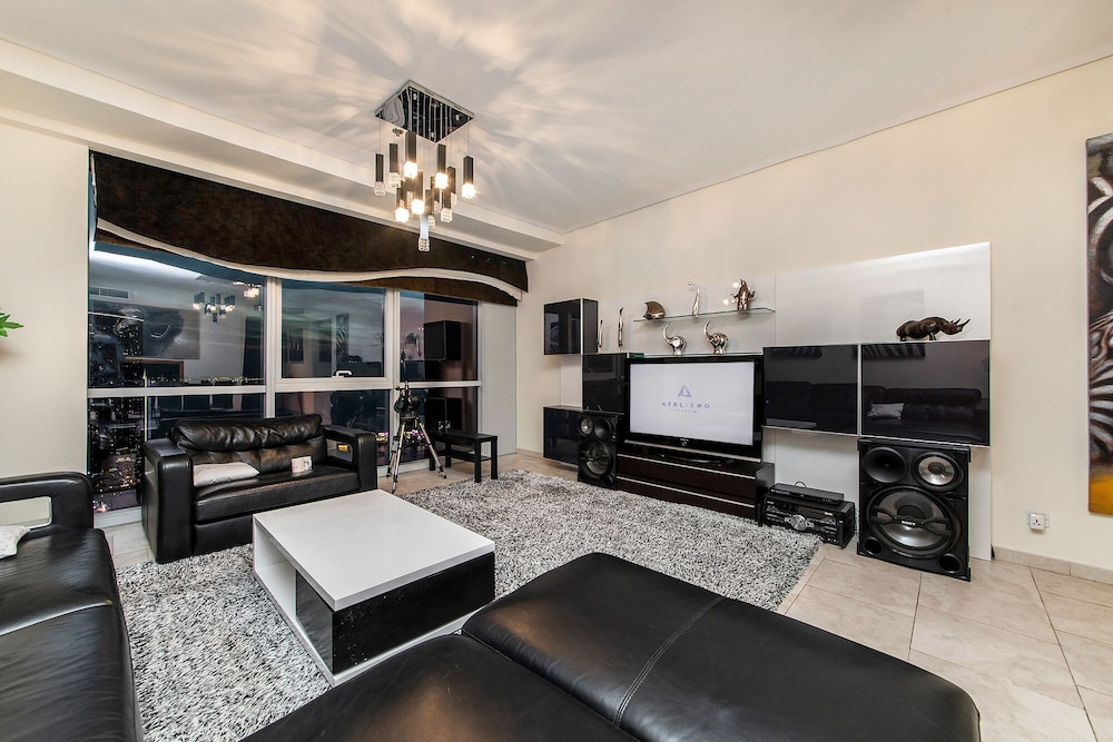 Excellent 2 bedroom at Al Fattan