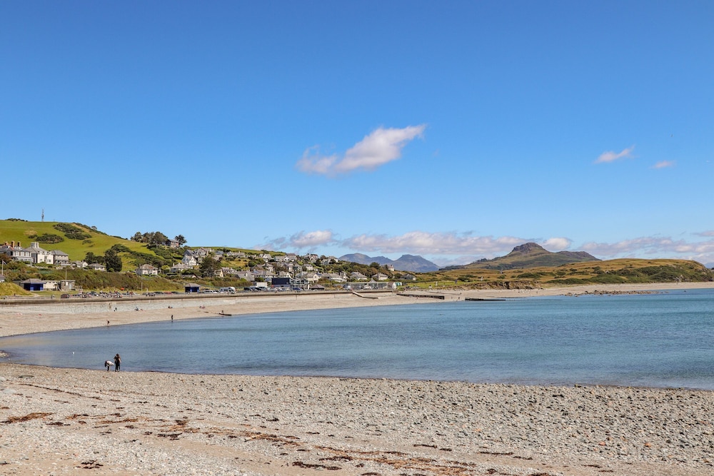 Gwynle - Criccieth