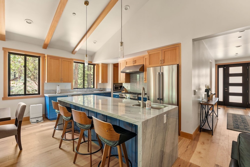 34 - The Maple Crest 5 Bedroom Home