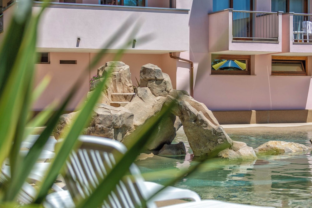 Bosco Canoro Resort
