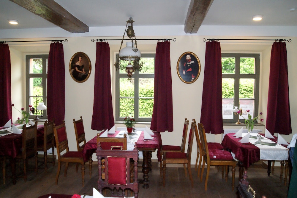 Pension & Weinstube Hofgärtnerei