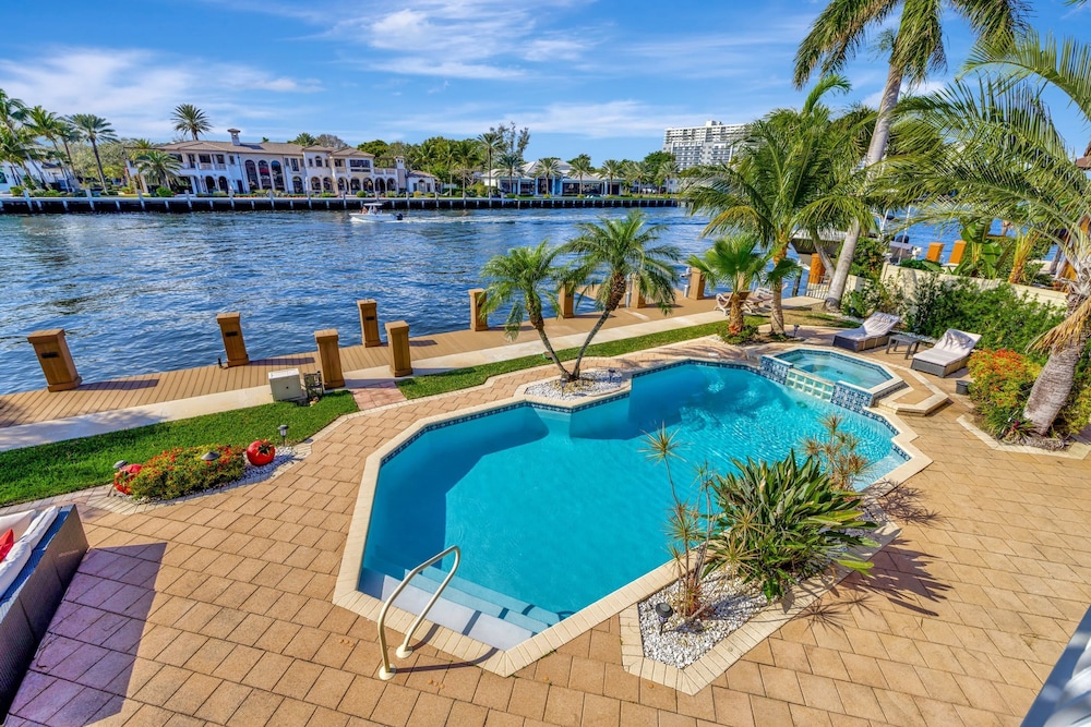 Serenity Villa in Pompano Beach