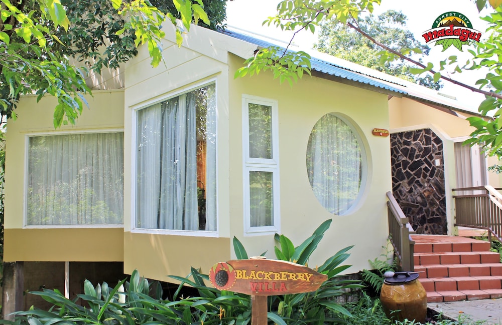 Madagui Forest City