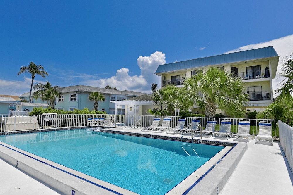 Anna Maria Island Beach View 207 view 5