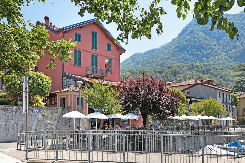 Il Porticciolo Lake Front