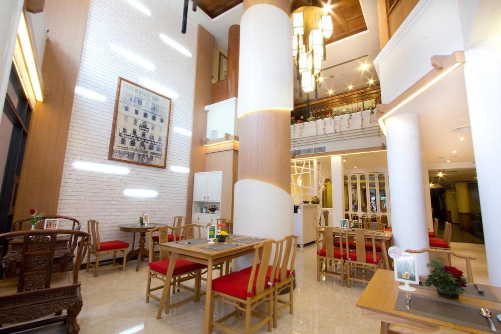 Chinatown Hostel