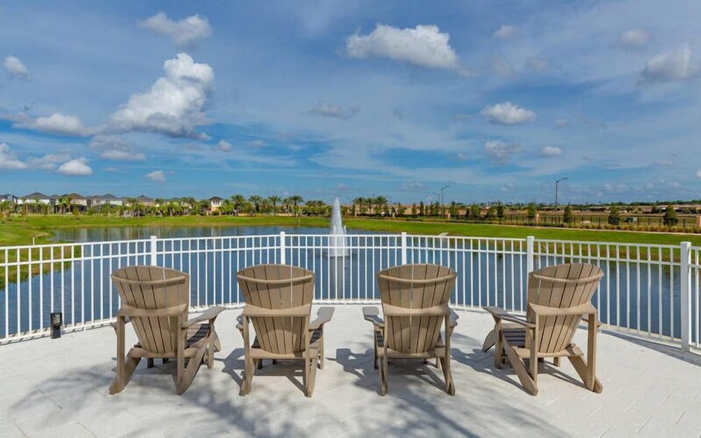 Orlando Getaway 6BR Home w Pool Near Disney