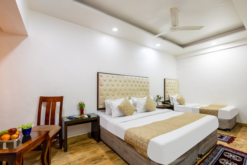 Hotel Kabeer New Delhi Railway Station