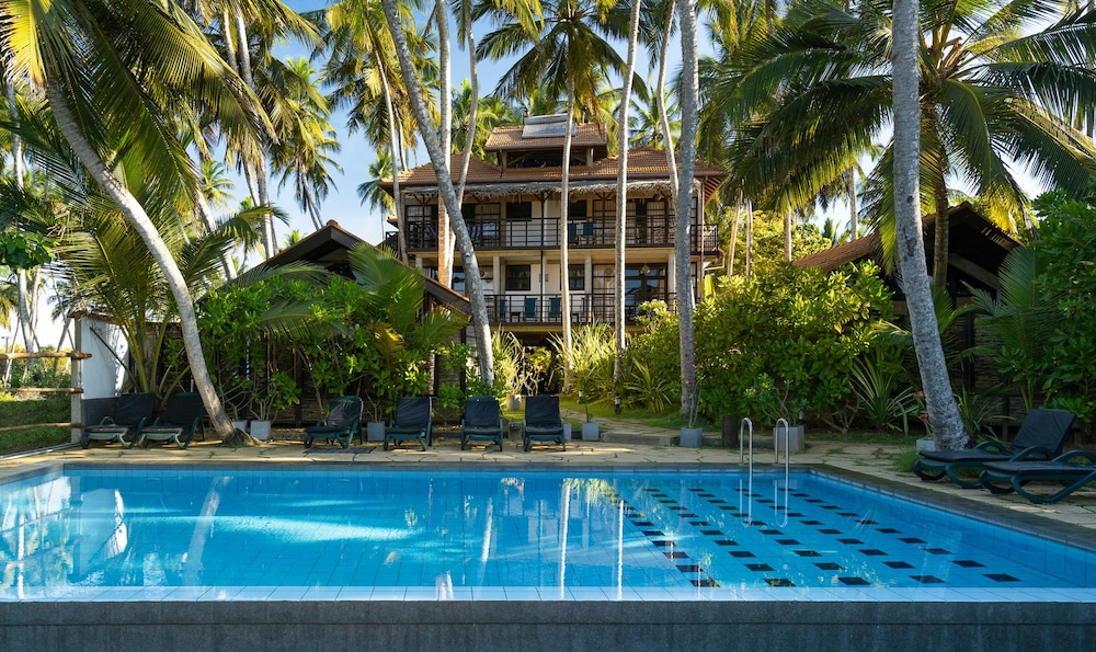 Seven Turtles Resort
