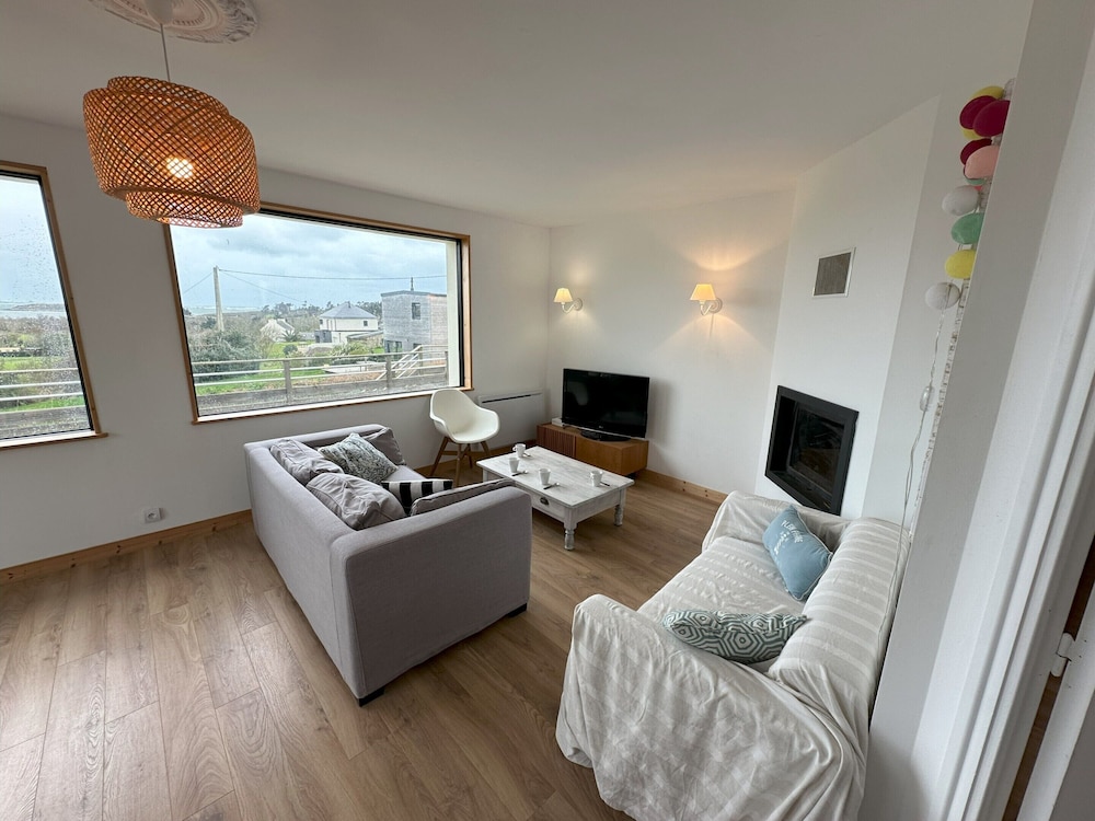 Charming House in Landeda With Sea View