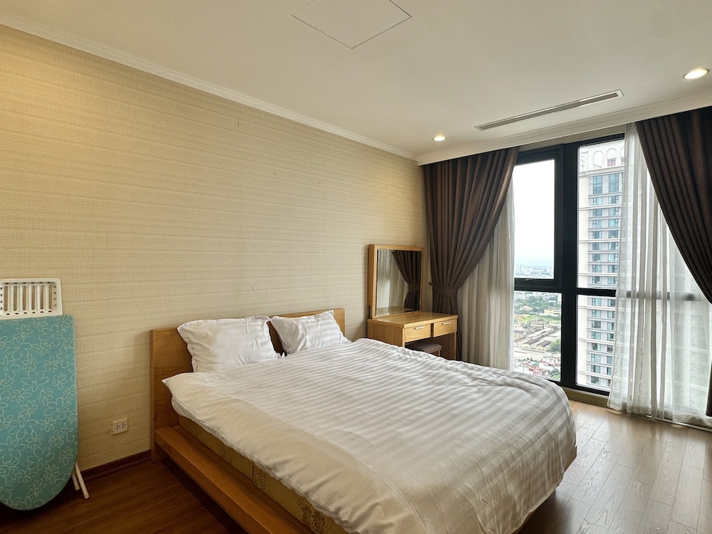 Royal City Luxury Apartment