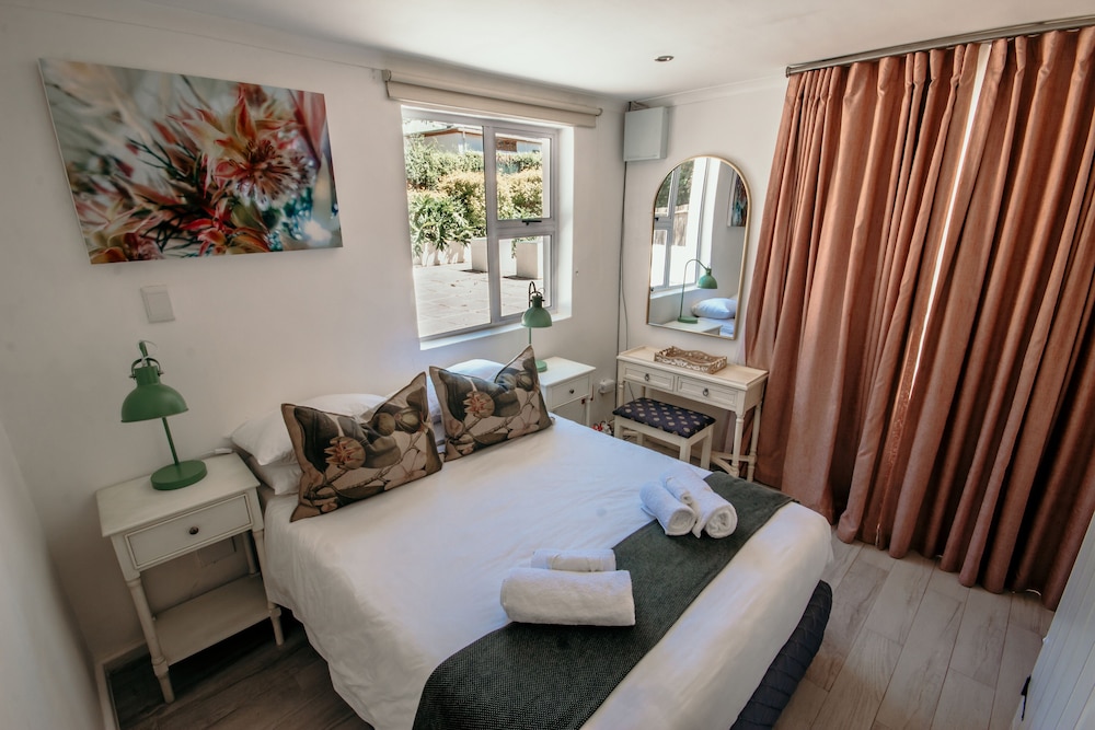 La Felicita Boutique Villas and Apartments view 4