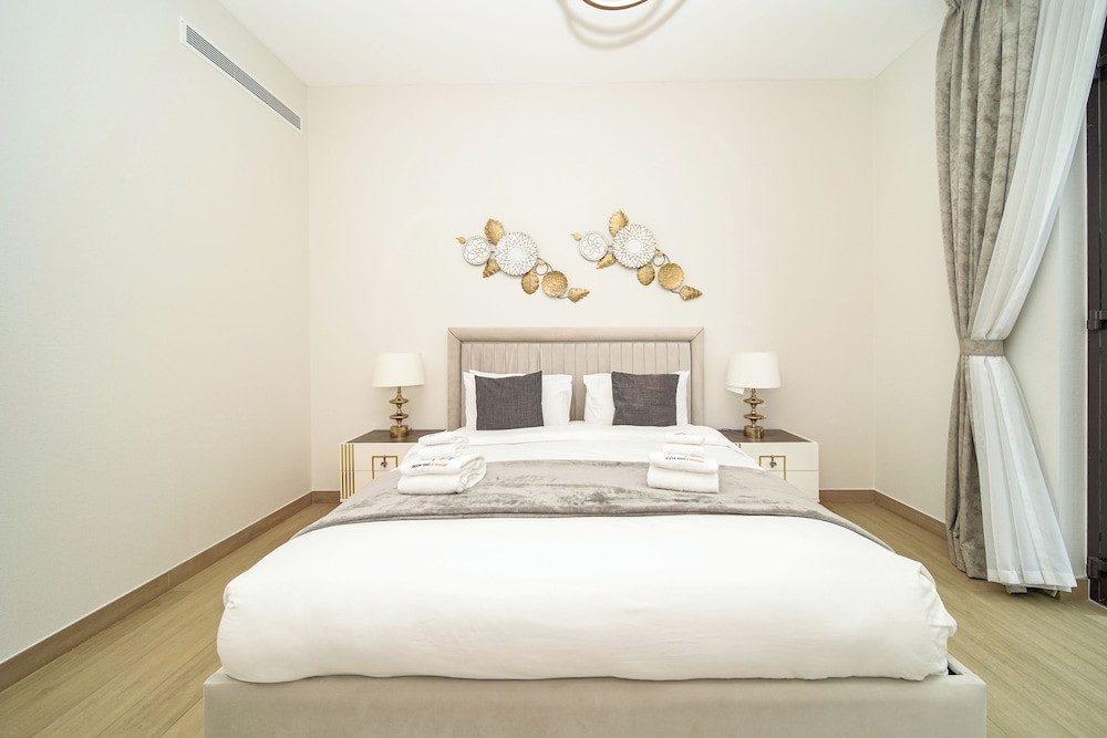 PVH - Beach Front 2BR in Le Pont 3