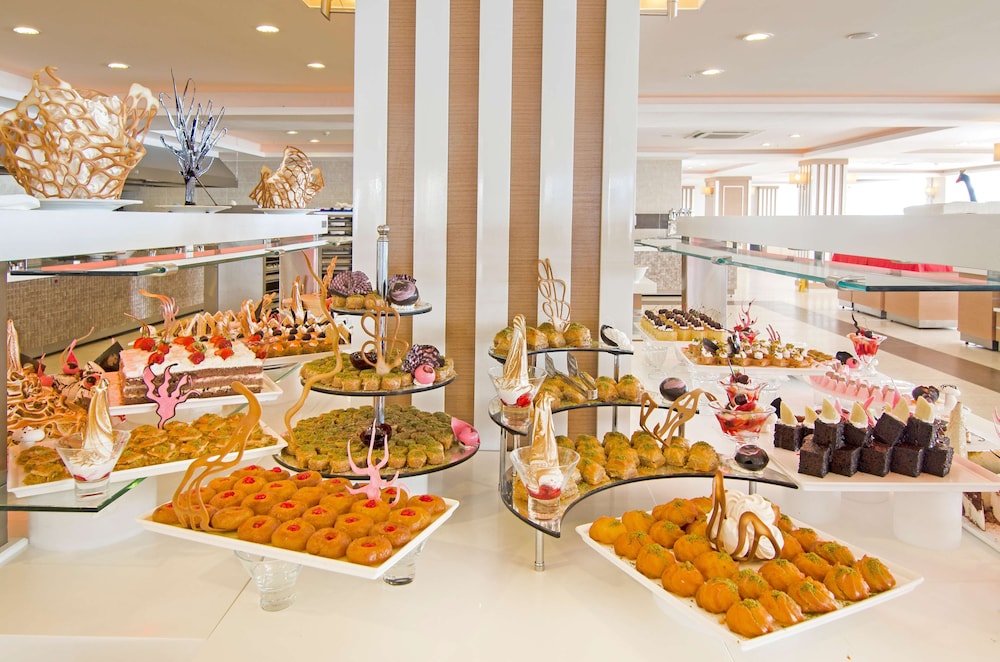 Palm Wings Beach Resort & Spa Kusadasi- All Inclusive