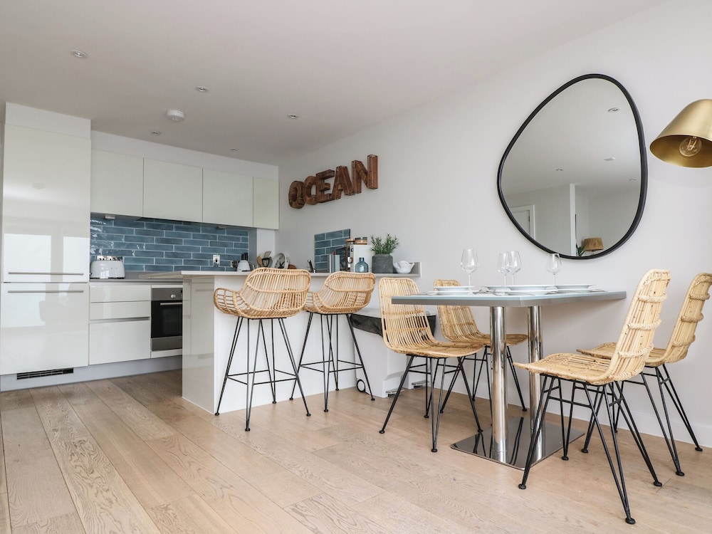 Apartment 3 Fistral Beach