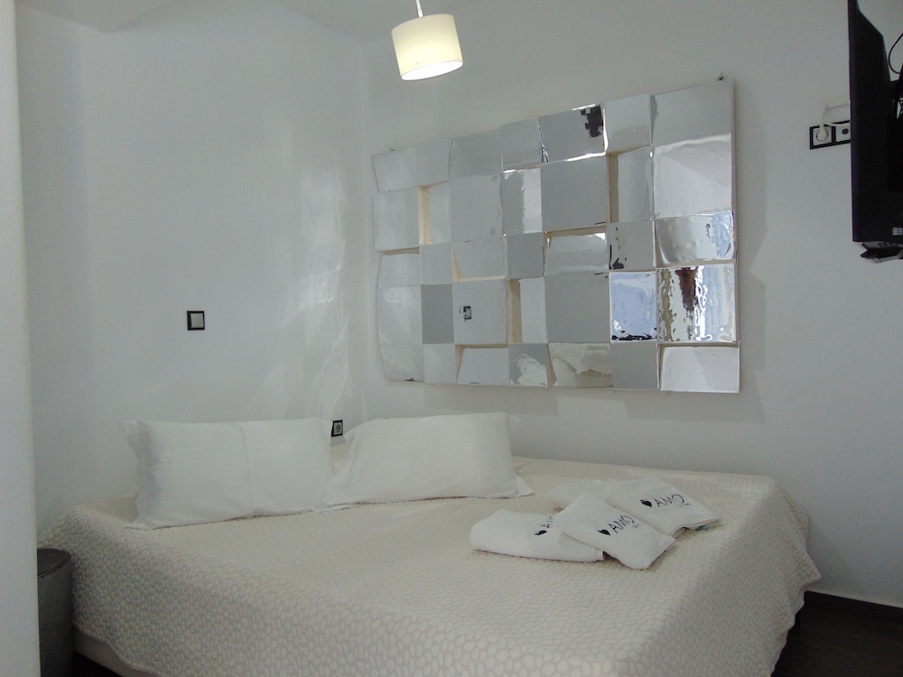 Amo Suites & Spa photo 3