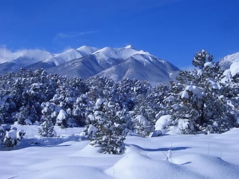 Mountain High 2 Bedroom Holiday Home By Pinon Vacation Rentals