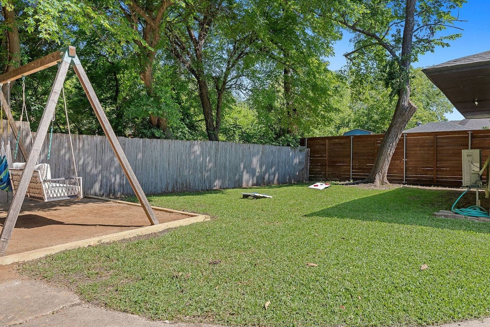 Play Stay Dallas Home w Gym Gameroom Wifi