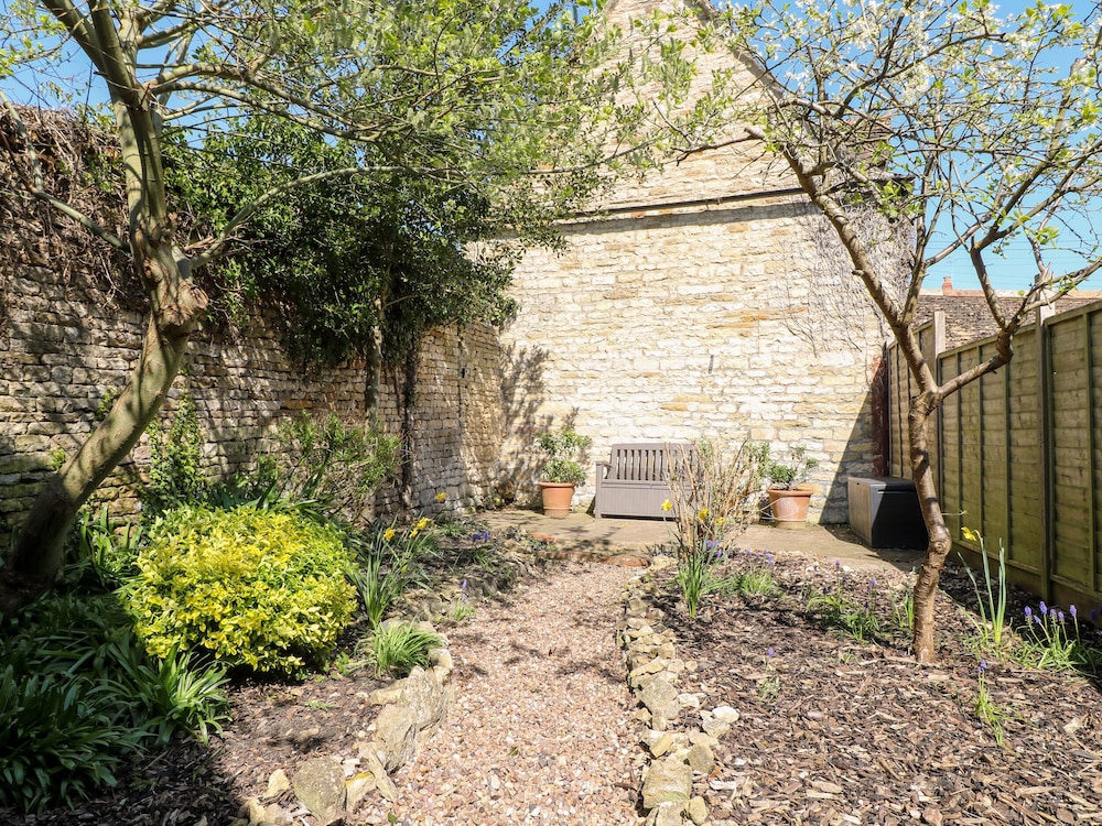 Oakham Vacations - Manor View - Property Image 5