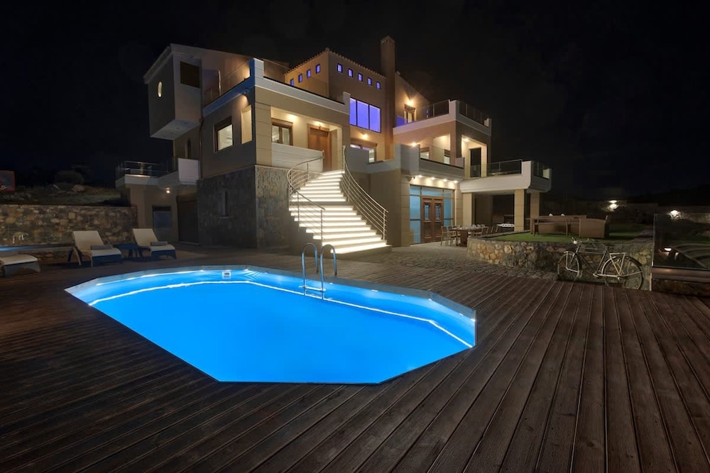 Villa Haria - Lux Villa With Private Pool in Crete