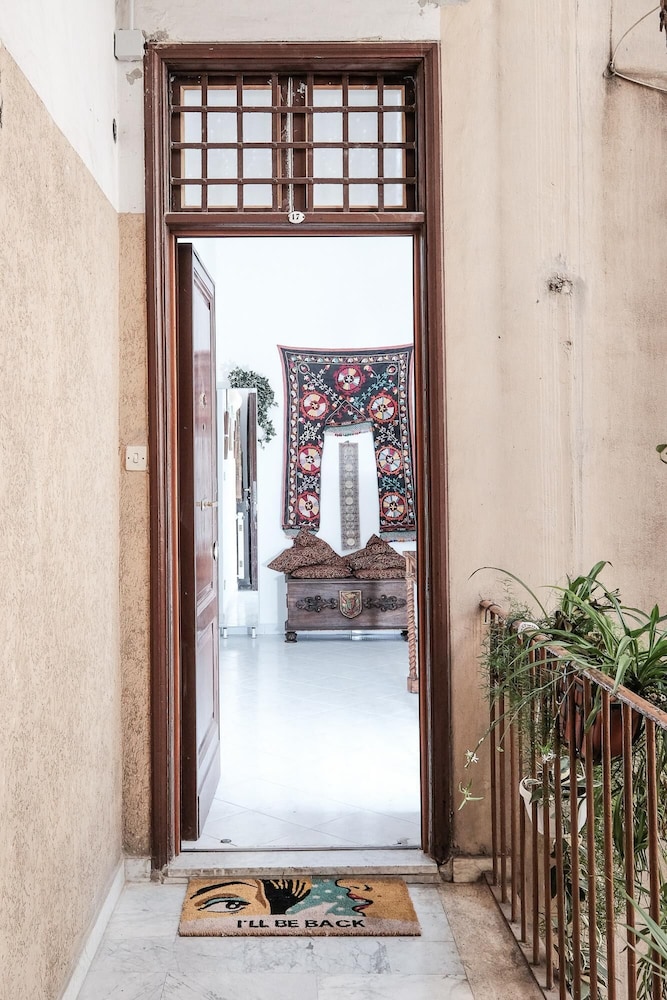 Domus Linda in Roma With 1 Bedrooms and 1 Bathrooms