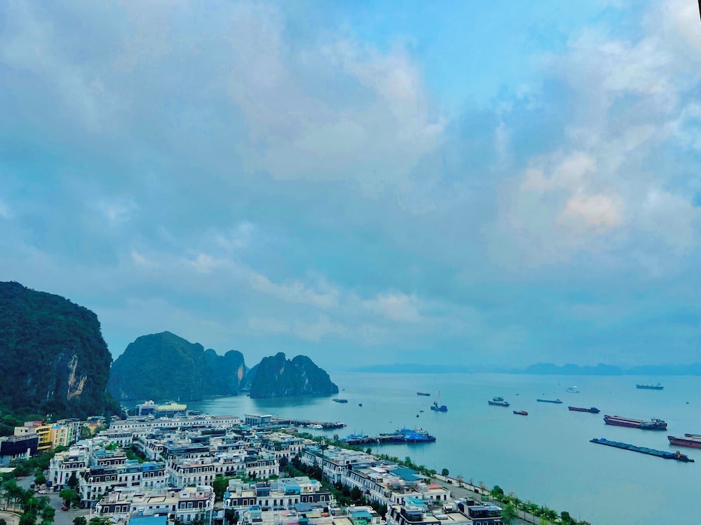 Sapphire Homestay Ha Long Bay