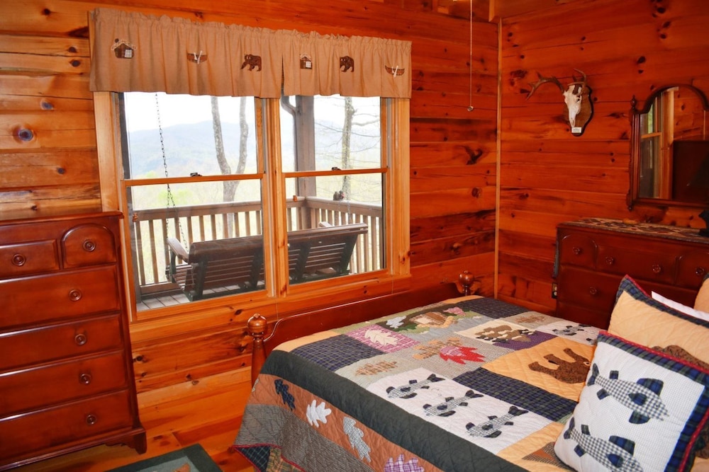 Robyns Nest view 3